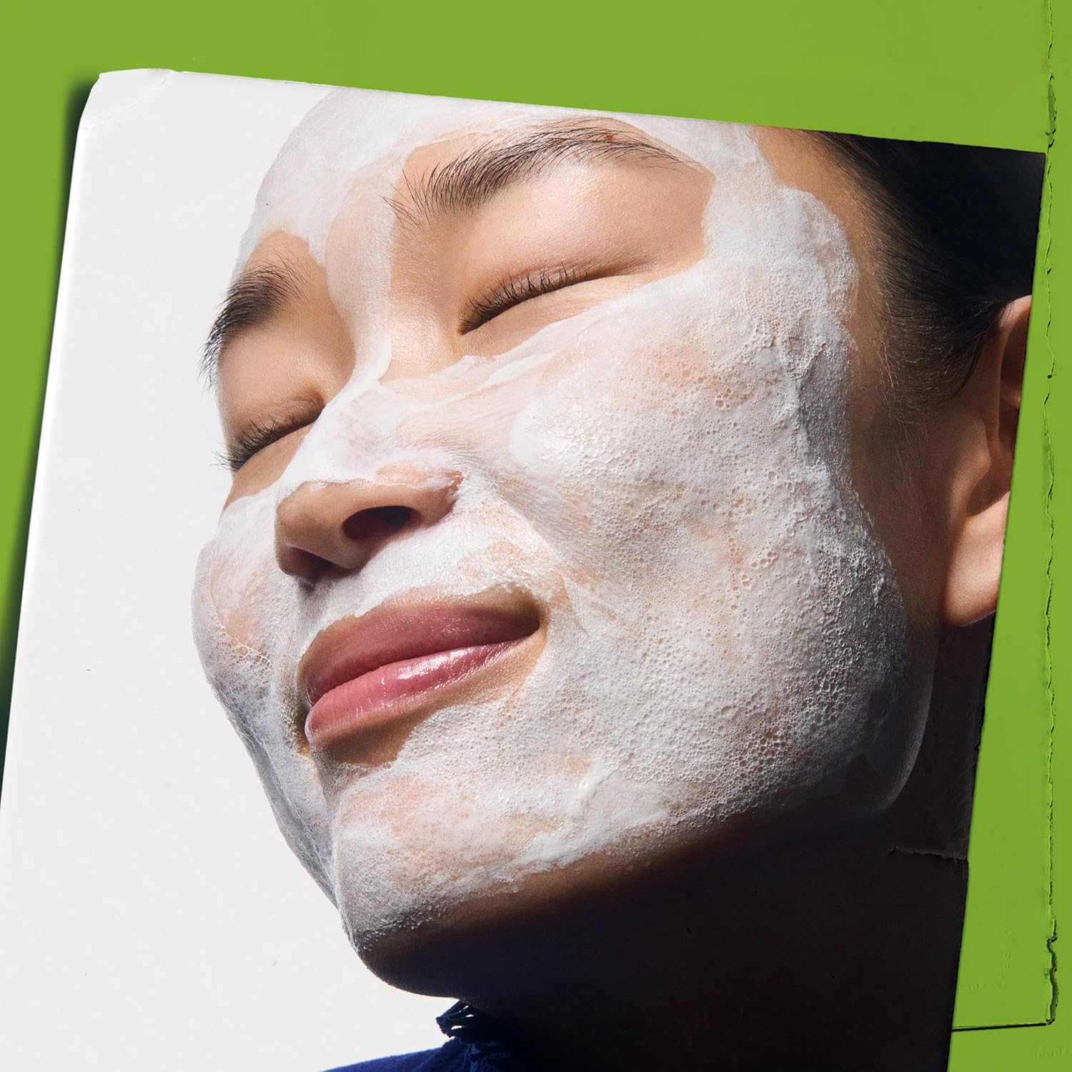 Thumbnail 4 de KIEHL'S Rare Earth Deep Pore Daily Cleanser 150 ml – Tiefenreinigung mit Peeling-Effekt