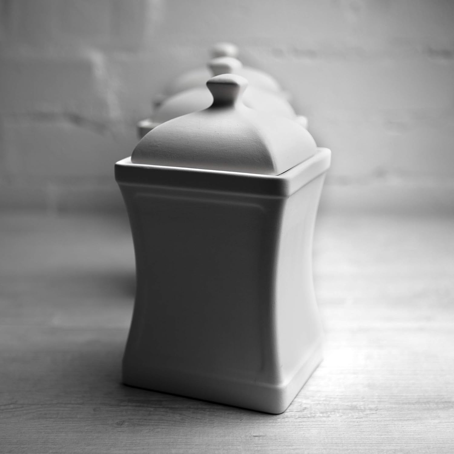 Thumbnail 6 de City to Cottage Purple and White Polka Dot Spotty Ceramic Canister, 900ml