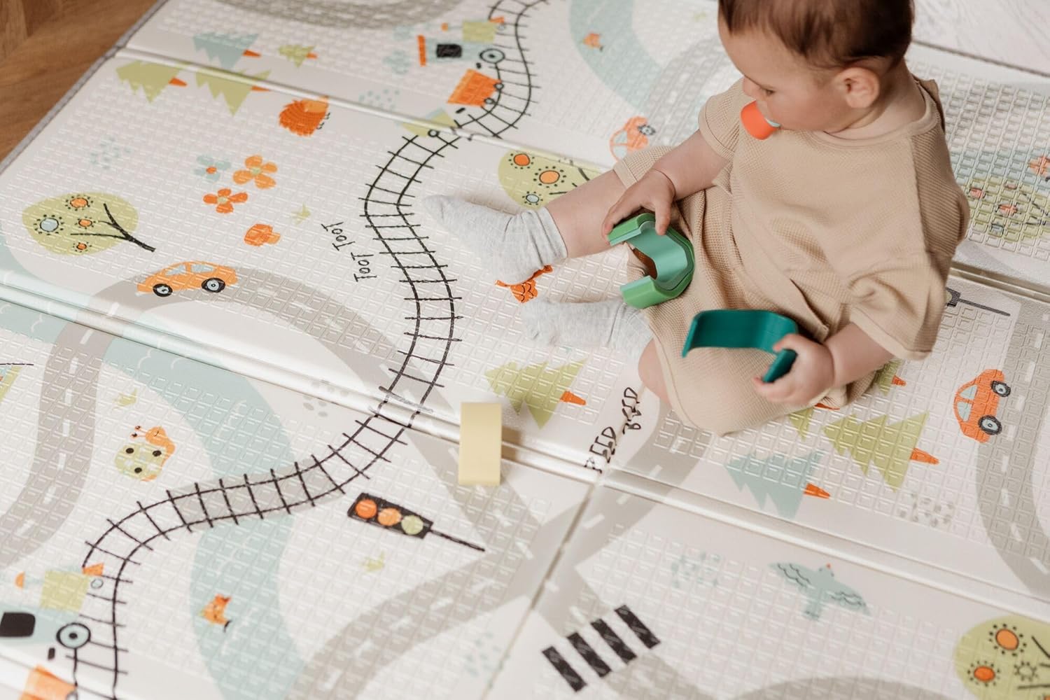 Thumbnail 2 de Nuby Foldable Reversible Play Mat - Easy Clean, Waterproof, from Birth (147 x 195 cm) Road