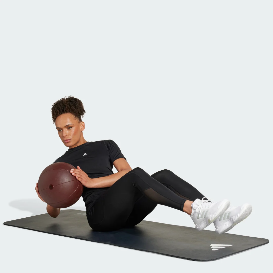 Detalle de Adidas Camiseta Techfit Training – color negro