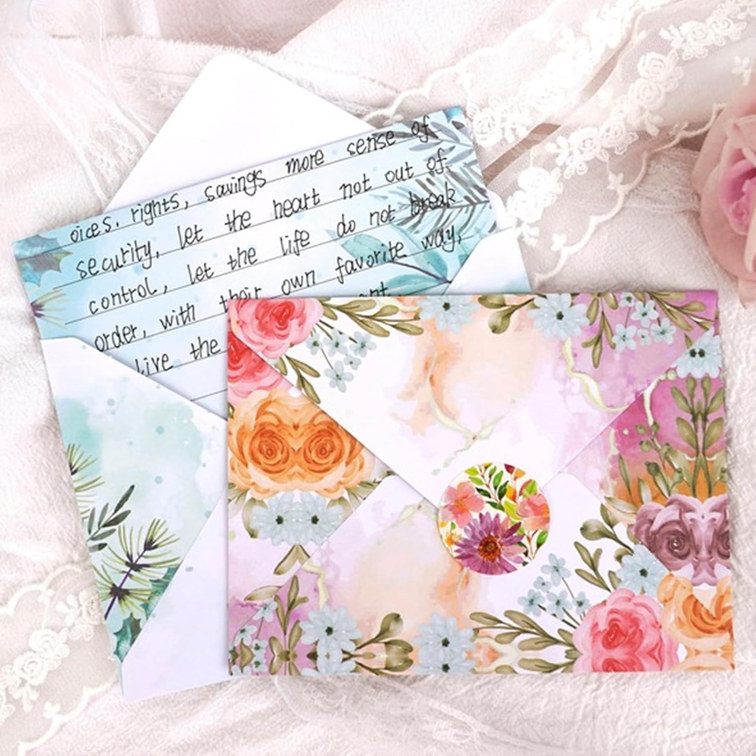 Detalle 2 de DxJ 65-Piece Floral Stationery Set with 30 Sheets, 15 Envelopes and Stickers