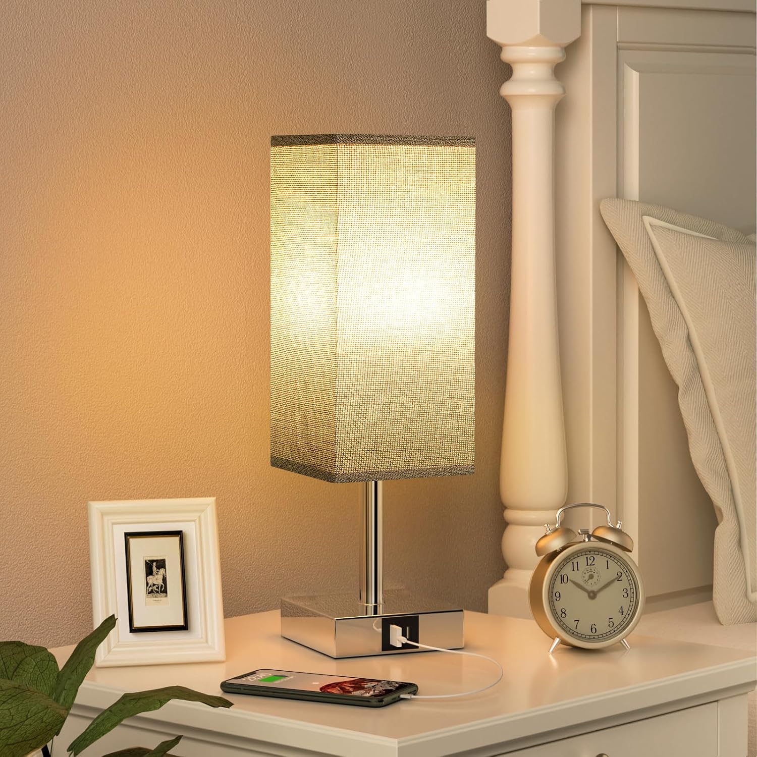 Detalle de Aooshine Bedside Lamps: 3‑Way Dimmable Touch Lamp with USB A+C Ports (Grey Fabric Shade)