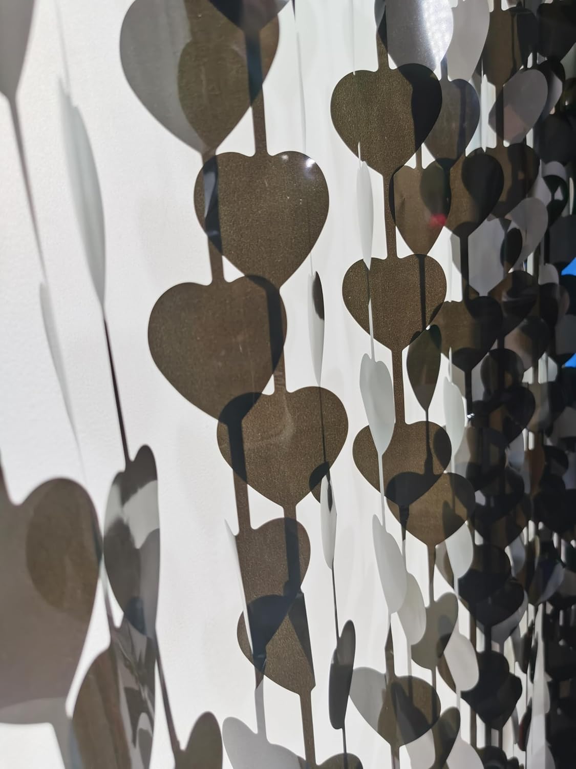 Thumbnail 2 de CYBERNOVA 2 Pack Fringe Curtain Backdrop (heart-shaped metallic tinsel foil), 3.28ft x 6.6ft, black