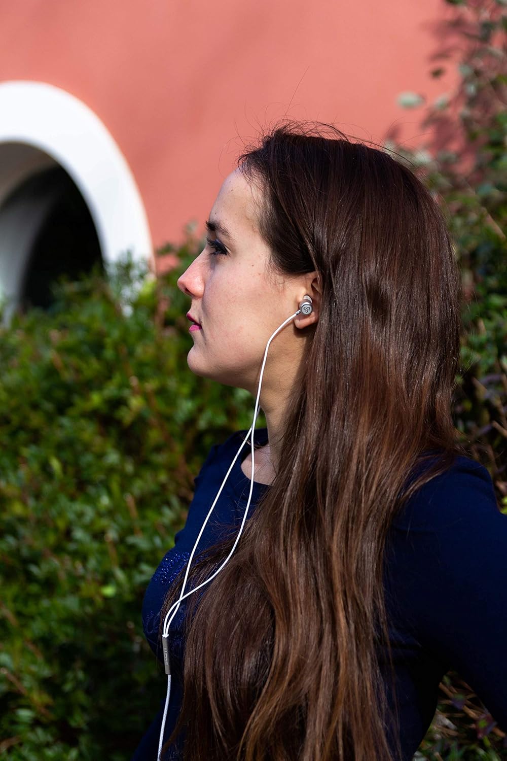 Thumbnail 3 de Ludos ULTRA Wired Earbuds: In-Ear Headphones with Microphone, Memory Foam Tips & 5-Year Warranty