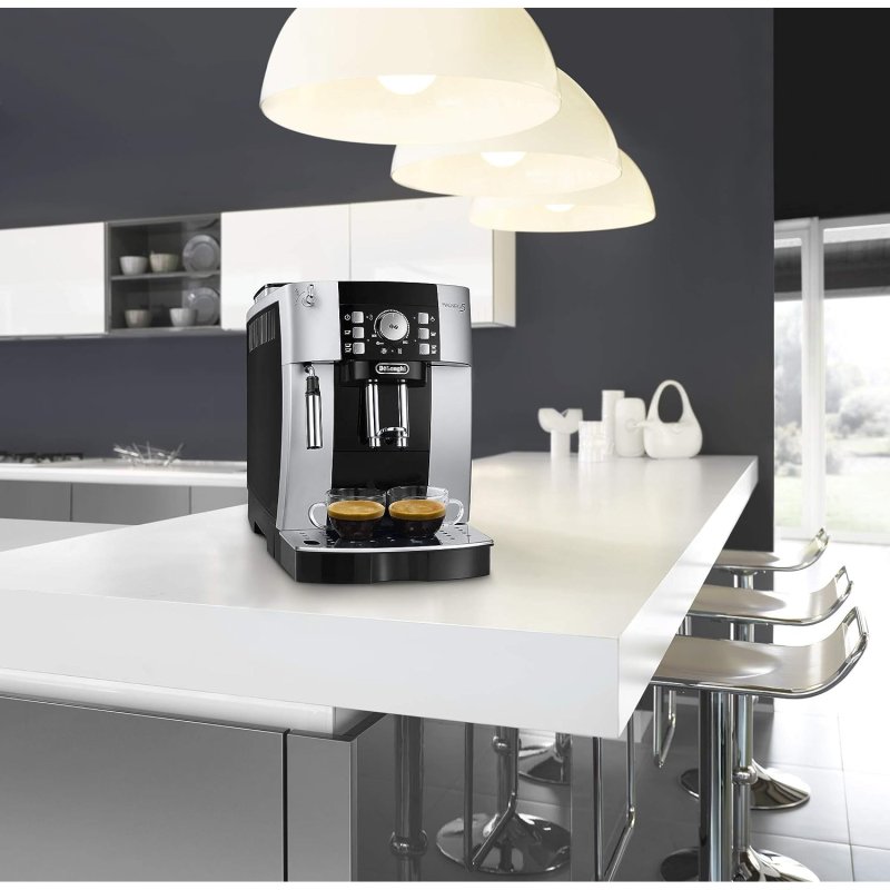Detalle 2 de Delonghi Magnifica S ECAM21.117.SB 15 bares
