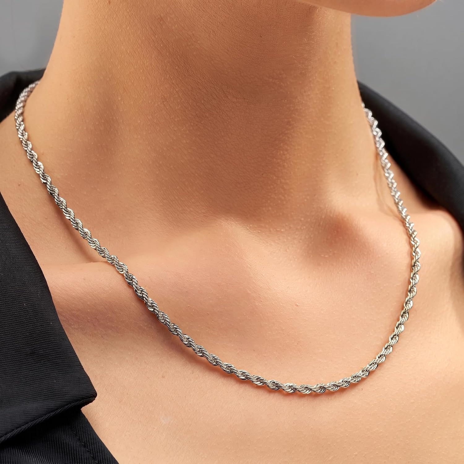 Detalle de LIFETIME JEWELRY 3mm 24K Gold-Plated Diamond-Cut Rope Chain