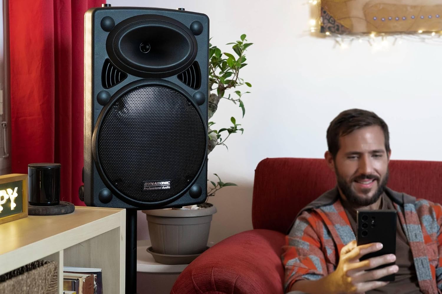 Detalle 2 de DYNASONIC DYNAPRO 12 Plus 3. generacji – głośnik Bluetooth 700 W z TWS i karaoke