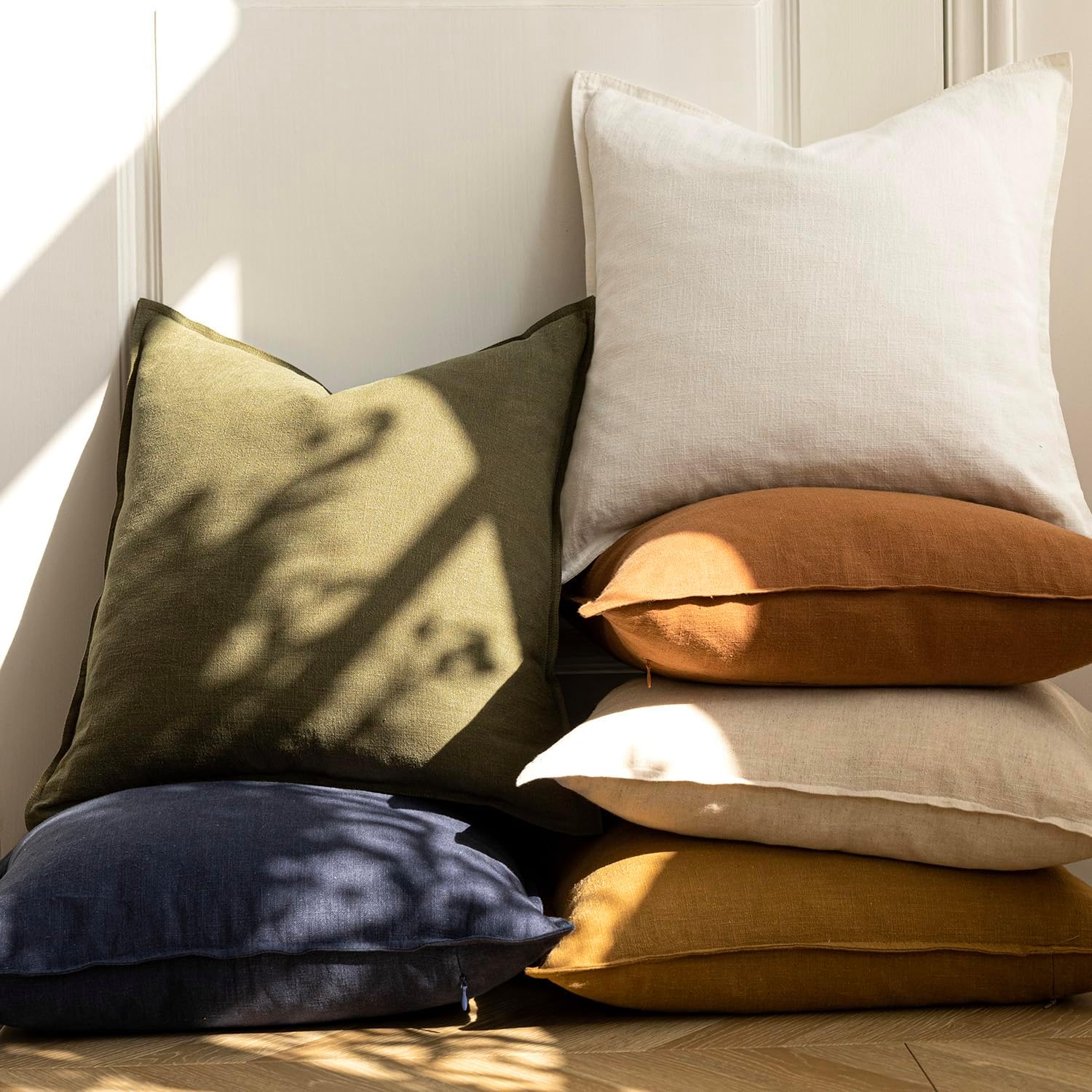 Detalle de Foindtower 2-Pack Decorative Linen Throw Pillow Covers, 26x26 Cream White