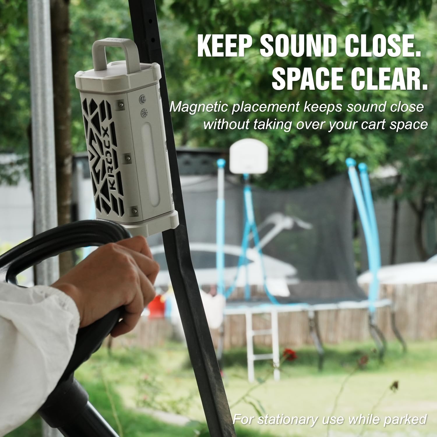 Detalle de KROCX TRAVOR Magnetic Bluetooth Speaker (45W) — Cloud Dancer Metallic, Rugged Aluminum Outdoor Speaker