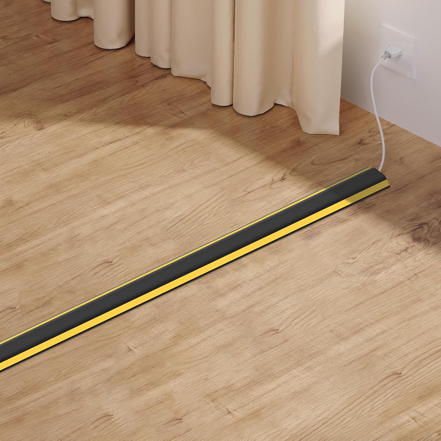 Detalle de Floor Cable Cover 2m – Self-Adhesive Rubber Cable Protector for Indoor and Outdoor Use