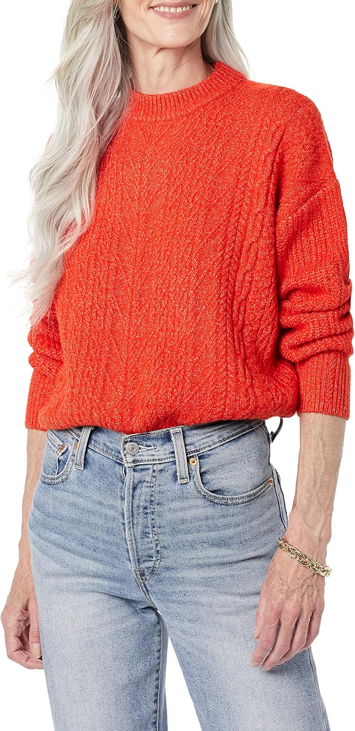 Thumbnail 6 de Amazon Essentials Women’s Soft-Touch Modern Cable Crewneck Sweater (Plus Size available)
