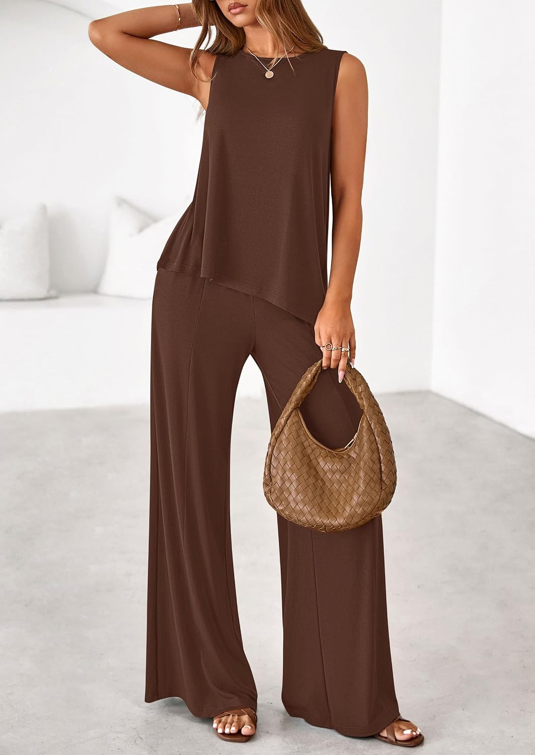 Detalle de PRETTYGARDEN Women's 2026 Two Piece Matching Lounge Set with Asymmetrical Top and Wide-Leg Pants