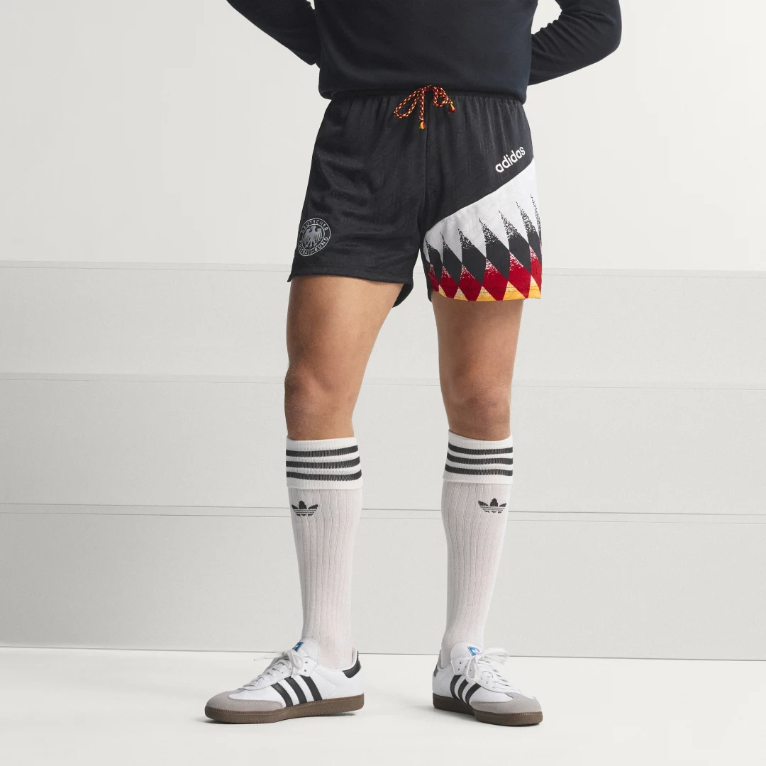 Detalle de Pantalón corto Alemania 1994 de Adidas