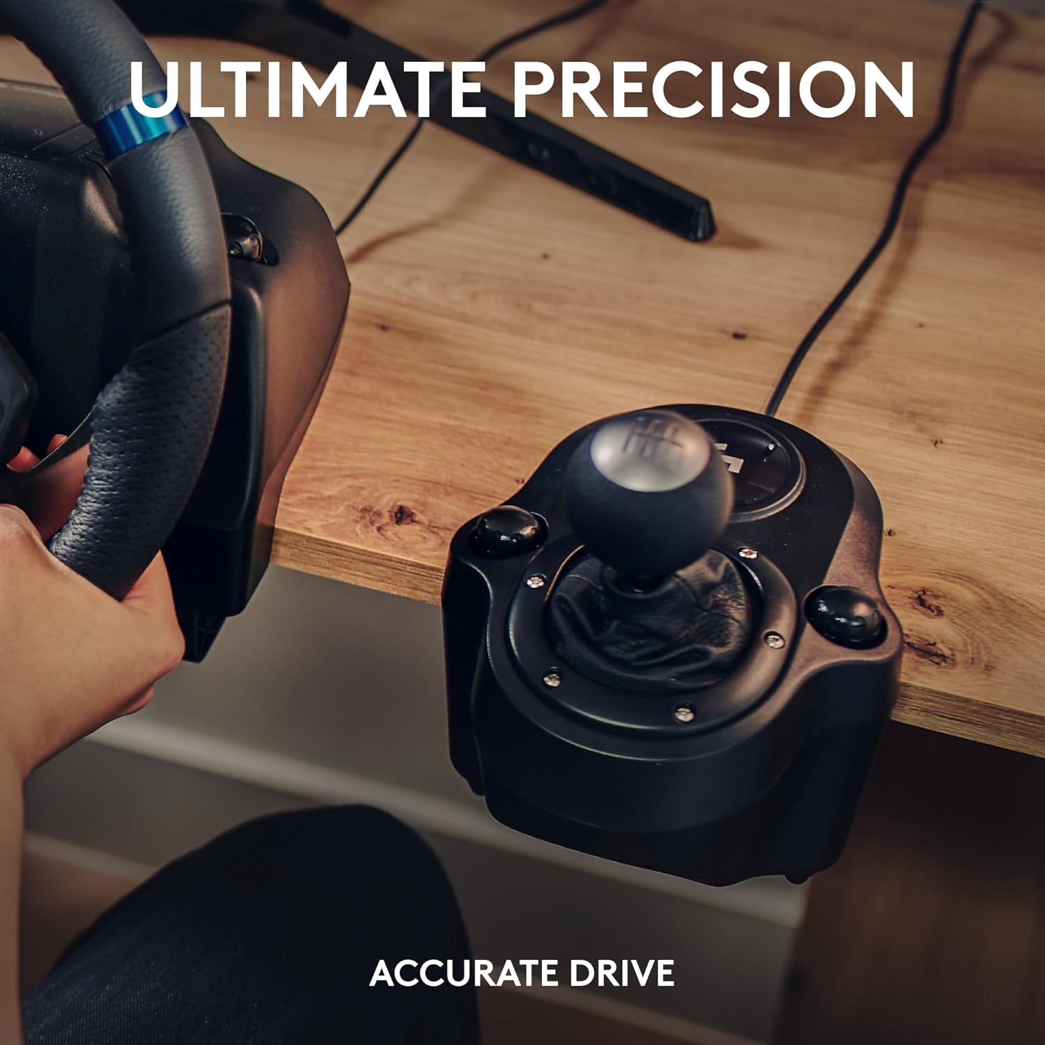 Thumbnail 2 de Logitech G G923 Racing Wheel & Pedals with TRUEFORCE and Driving Force Shifter (Xbox X|S, Xbox One, PC, Mac) – Black