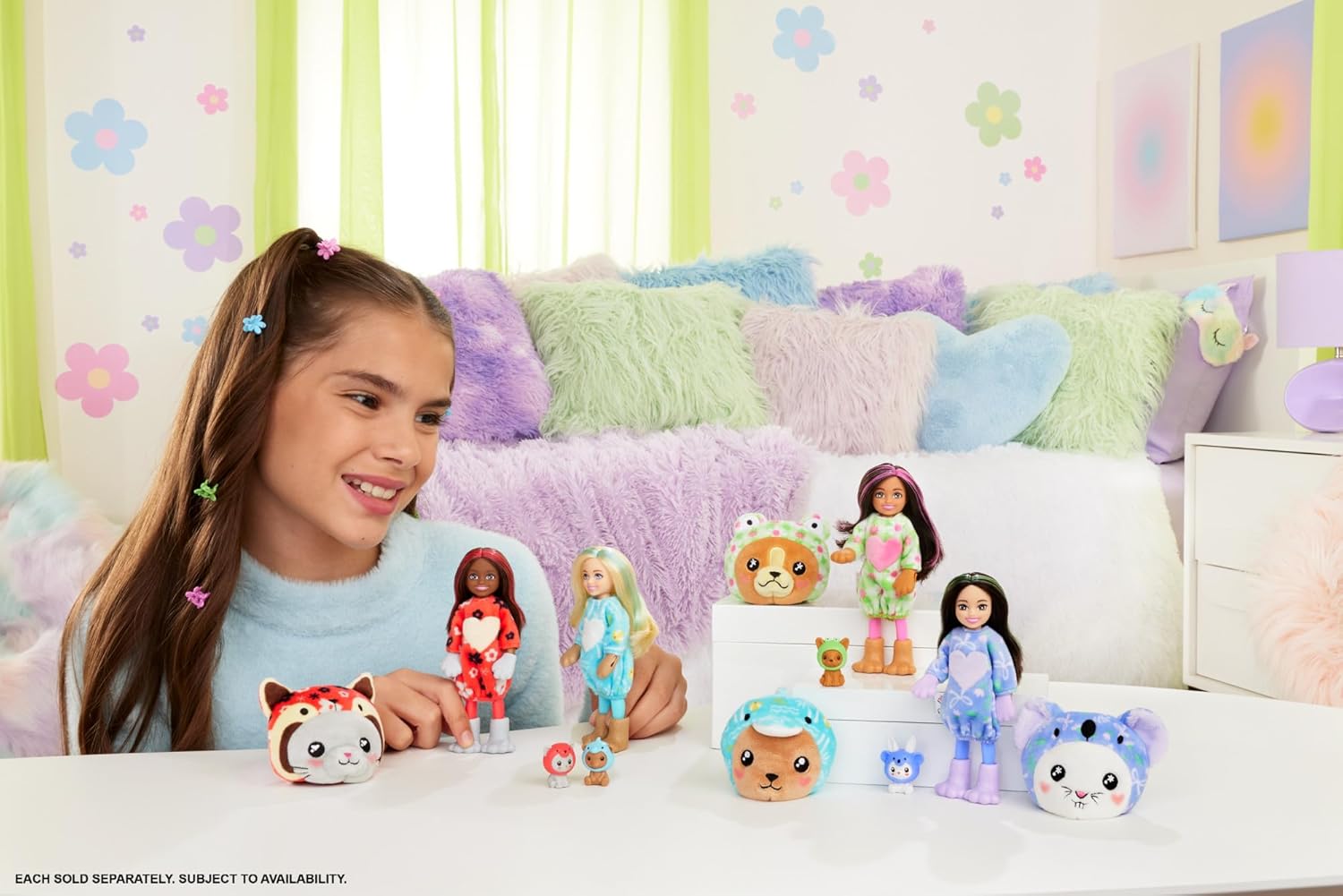Detalle 2 de Barbie HRK29 Cutie Reveal Chelsea Doll with Plush Frog Costume & Colour Change