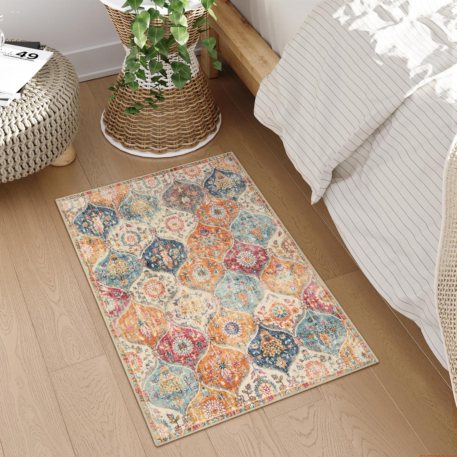 Detalle 2 de Lahome Moroccan Trellis Washable Rug (Cream/Multi), 2x3