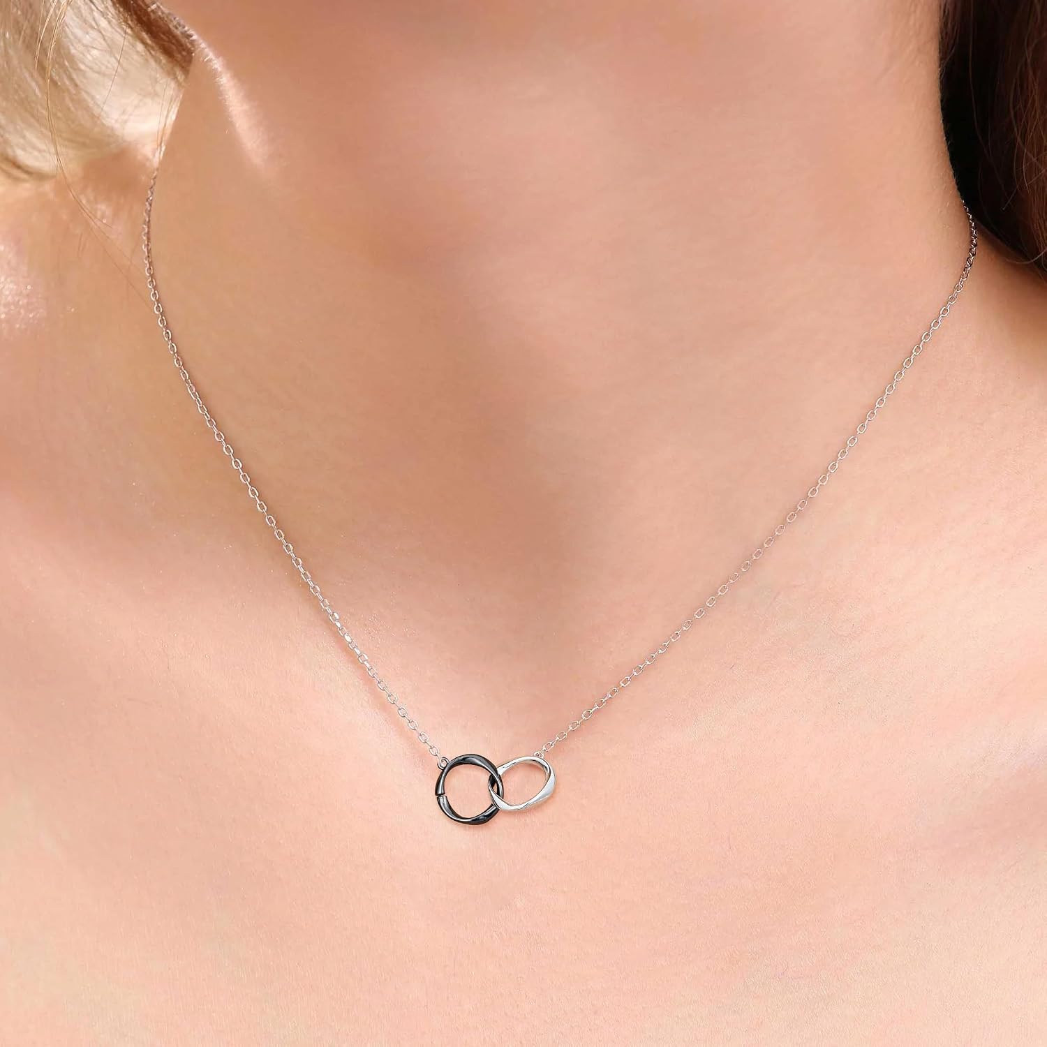 Detalle de DORANA Sterling Silver Circles Necklace Set for Mum, Daughter, Best Friend or Sister