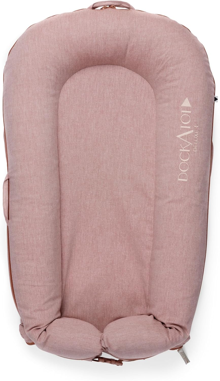 Thumbnail 6 de DockATot Deluxe+ Dock - Sand Chambray: A practical lounge and play spot for babies