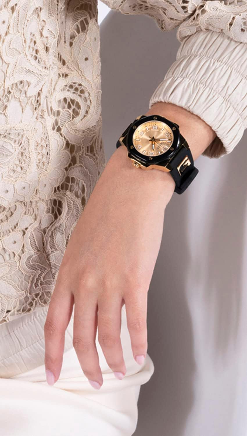 Detalle de Guess GW0555L2 Ladies' Watch with Black Silicone Strap and Bio-Based Nylon Top Ring