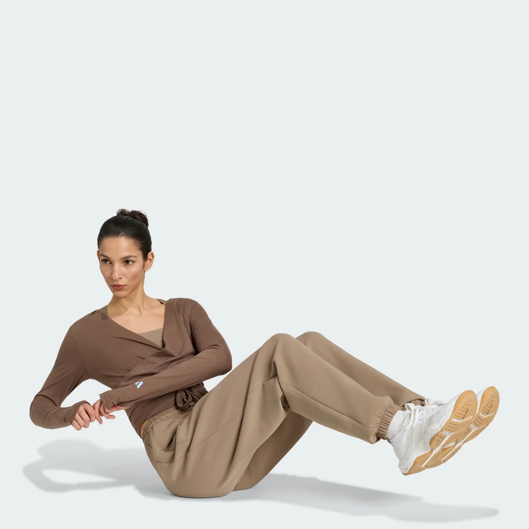 Thumbnail 3 de Camiseta de Ballet Cruzada y Suave 3 Stripes Studio de Adidas
