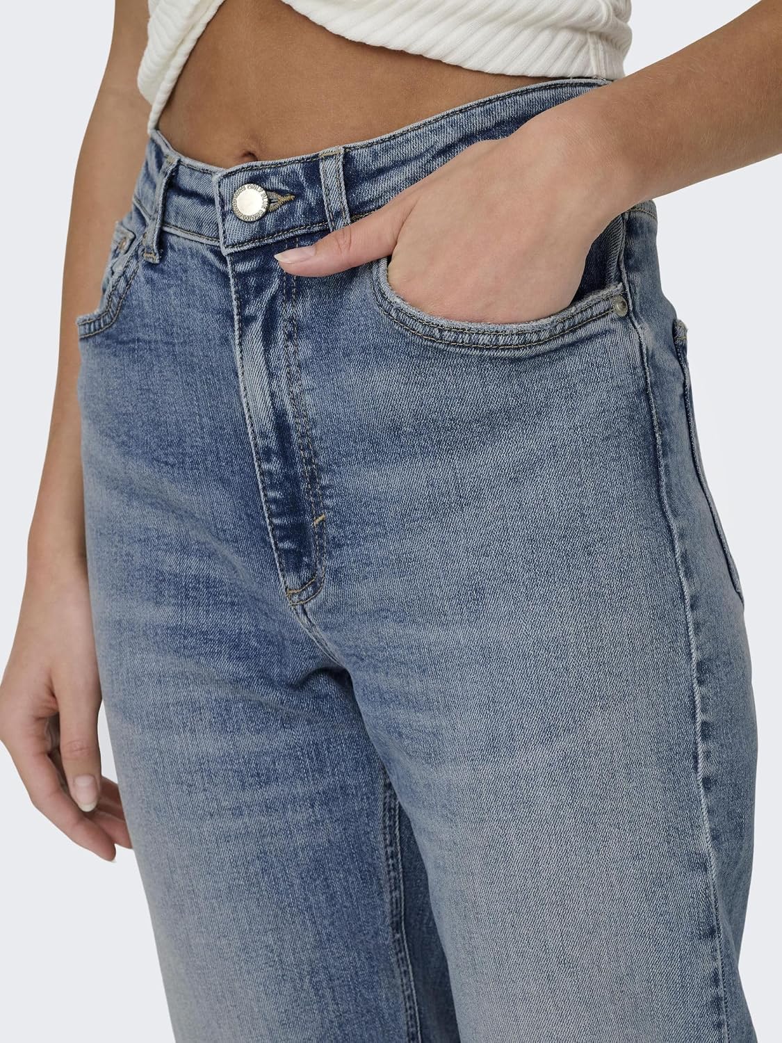 Detalle de ONLY Onljuicy HW Flared DNM Dot023 NOOS jeans flare da donna
