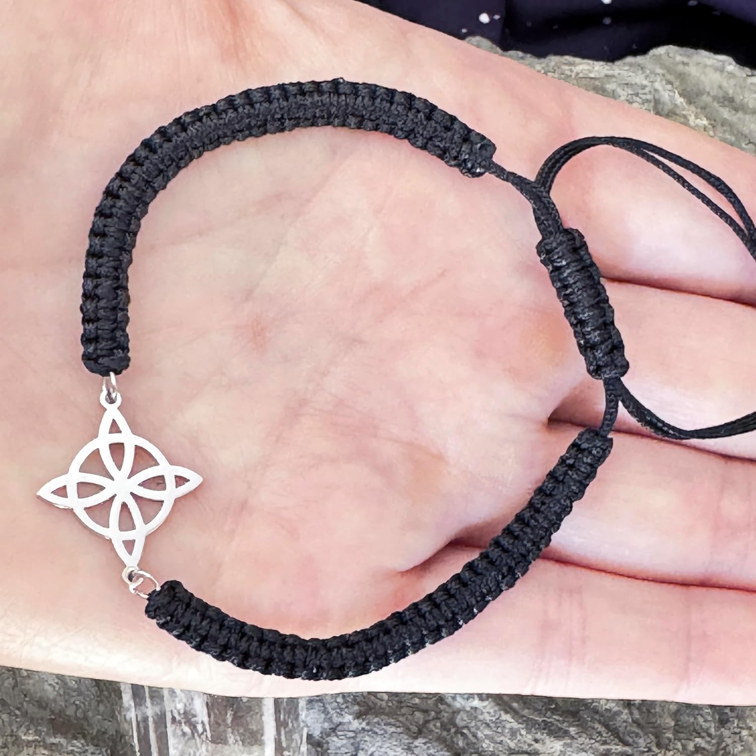 Detalle 2 de Simboliks Nudo de Bruja pulsera 316L