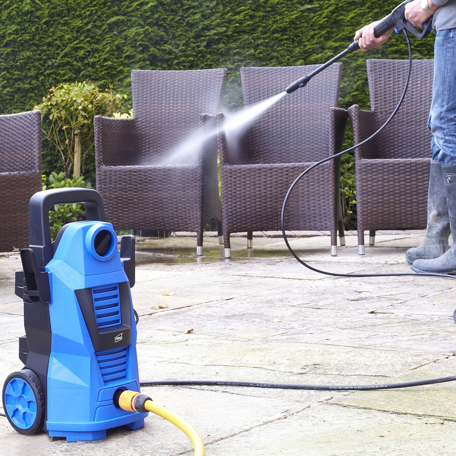 Thumbnail 6 de Neo® Electric High Pressure Washer 110 Bar: Versatile Cleaning Power for Home, Car and More