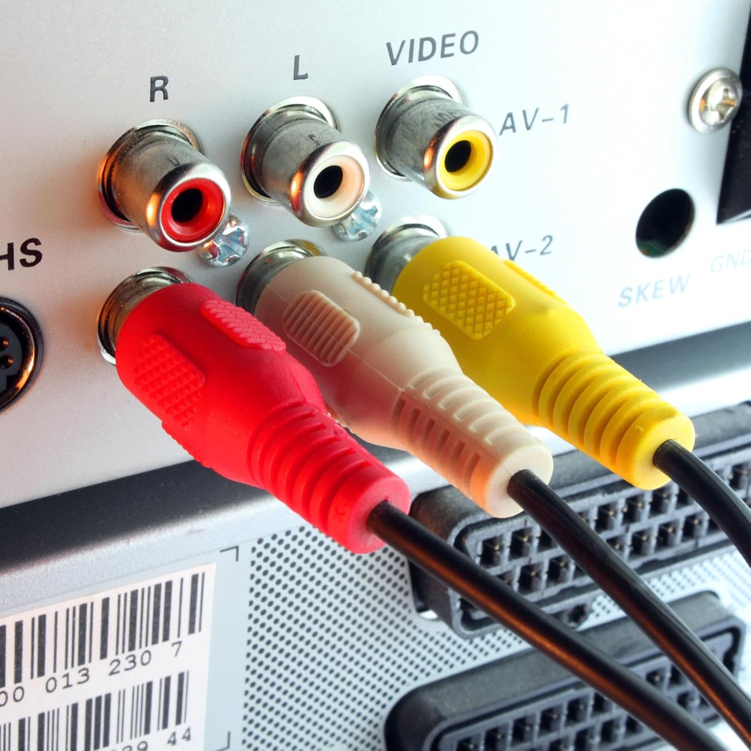 Detalle 2 de SAISN RCA to RCA Audio Cable 10 Feet: 3-RCA Male to Male Composite AV for Speakers, TVs, and DVD Players