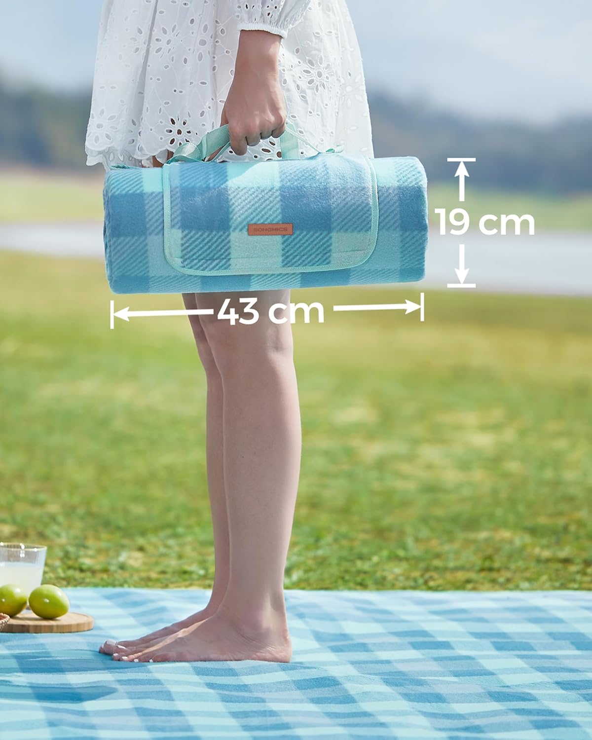 Thumbnail 6 de SONGMICS Coperta Picnic 200 x 200 cm GCM011Q02, pieghevole e portatile con fondo impermeabile e 4 picchetti antivento