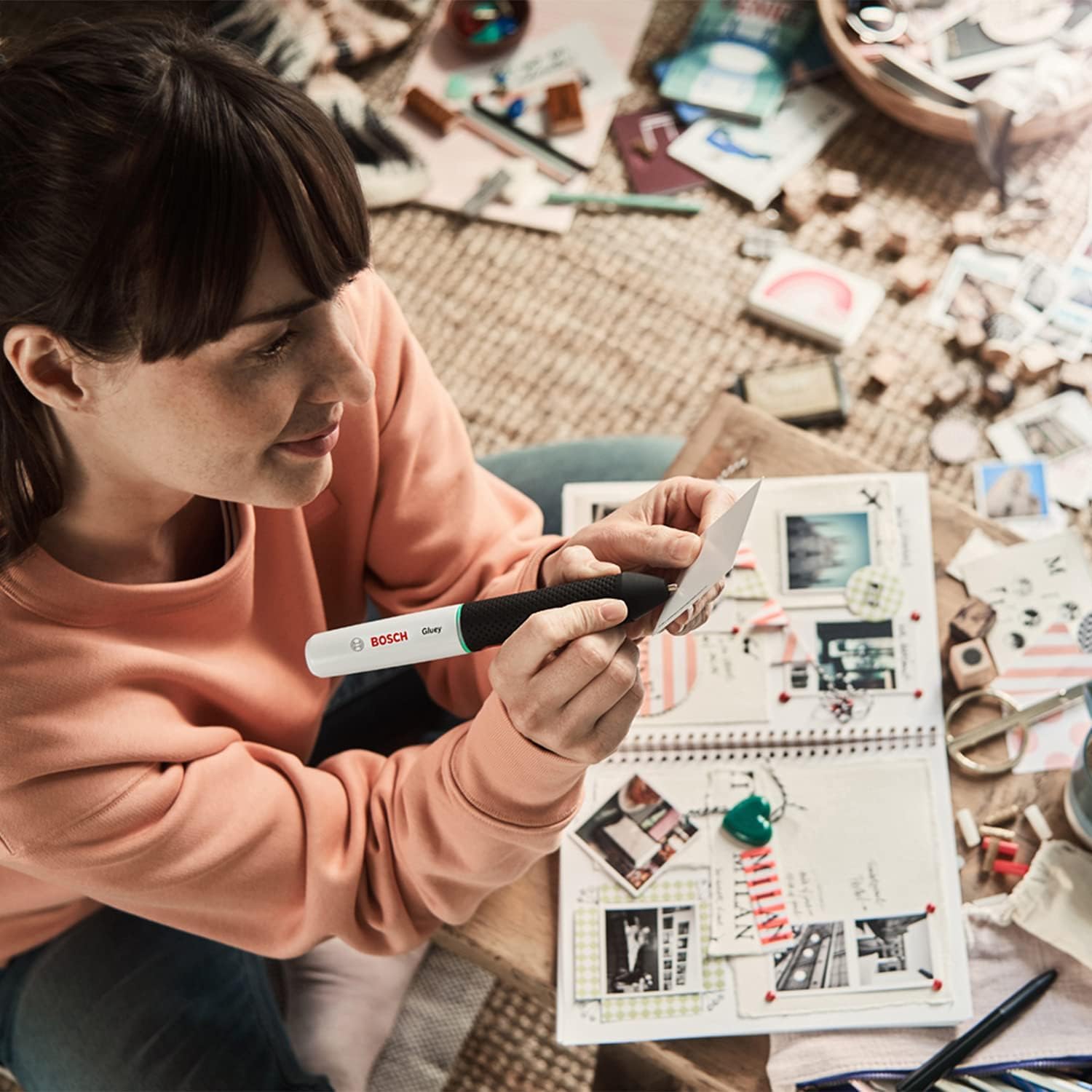 Thumbnail 6 de Gluey Cupcake Pink a batteria Bosch Home and Garden con 20 stick di colla