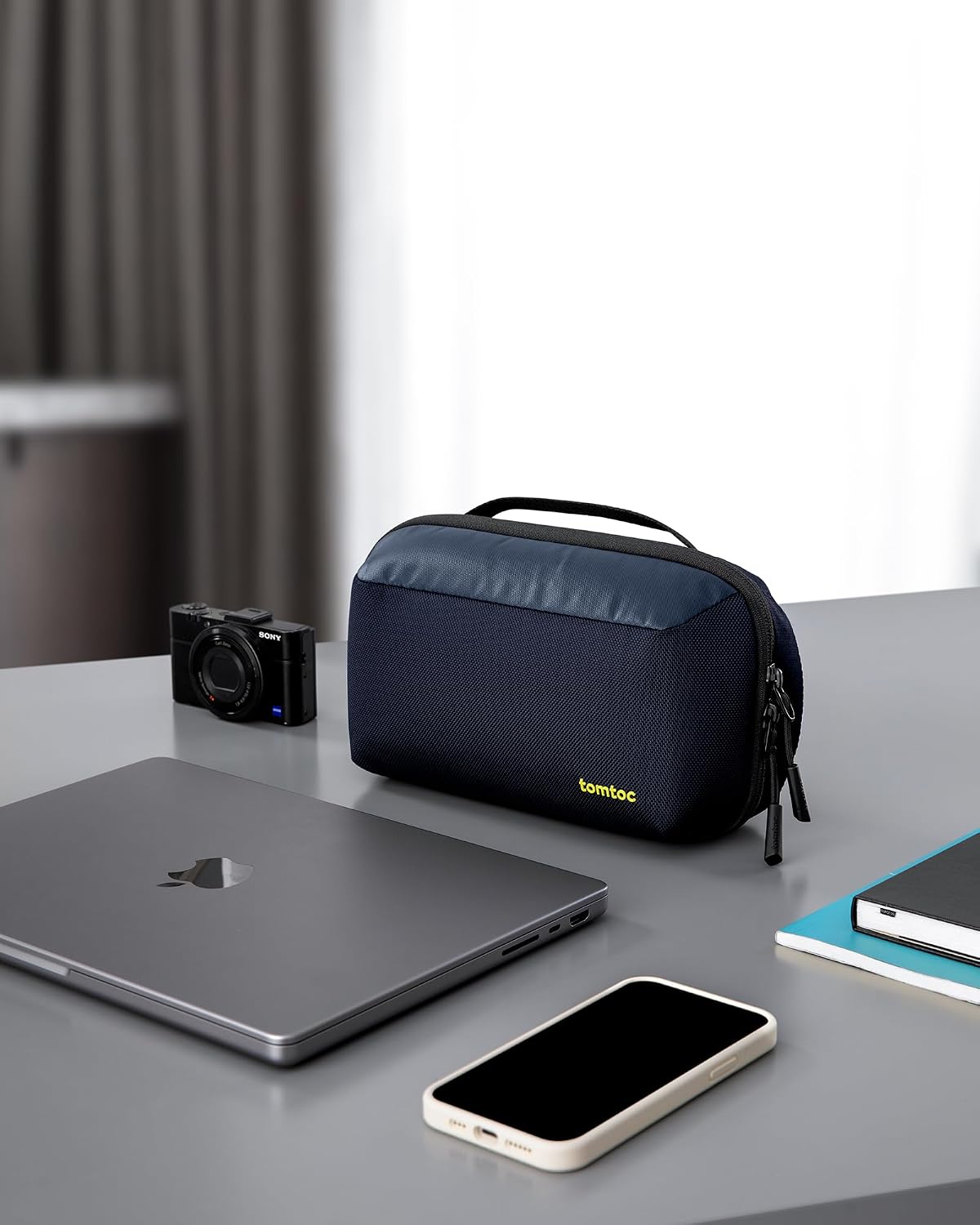 Detalle de tomtoc Kabel Organizer Tasche – Intelligente Tech-Pouch für Laptop-Zubehör in Blau