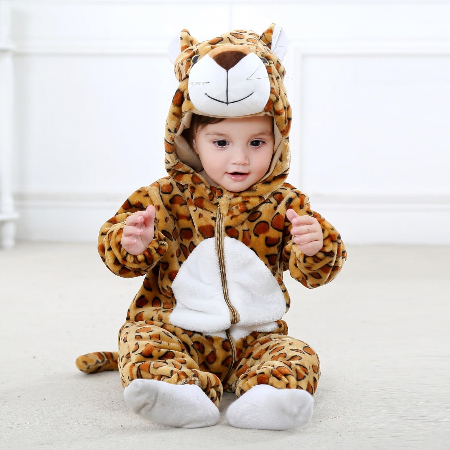 Thumbnail 2 de Baby hooded romper onesie 3–36 months