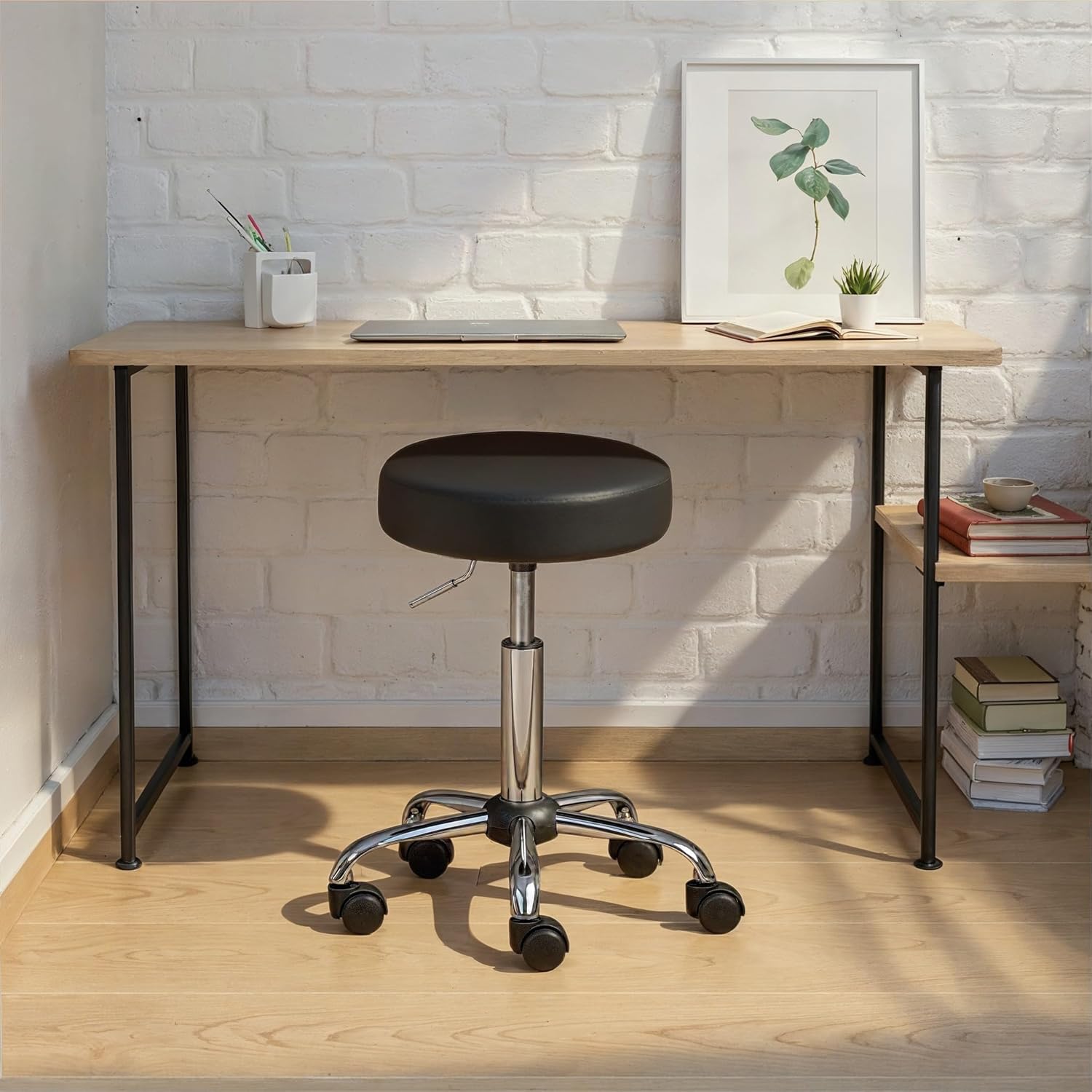 Detalle de Inter Link Sgabello girevole su rotelle, altezza regolabile 50–66 cm, rivestimento PU nero
