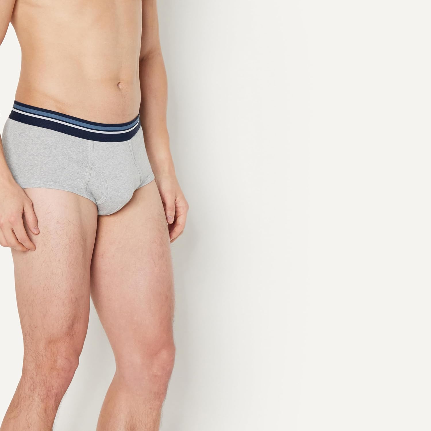 Detalle de Amazon Essentials Men's Cotton Breathable Tag-Free Briefs Underwear, Multipacks