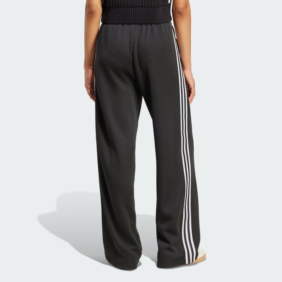 Thumbnail 1 de Pantalón Firebird Adicolor Knit de Adidas: versátil, cómodo y con historia