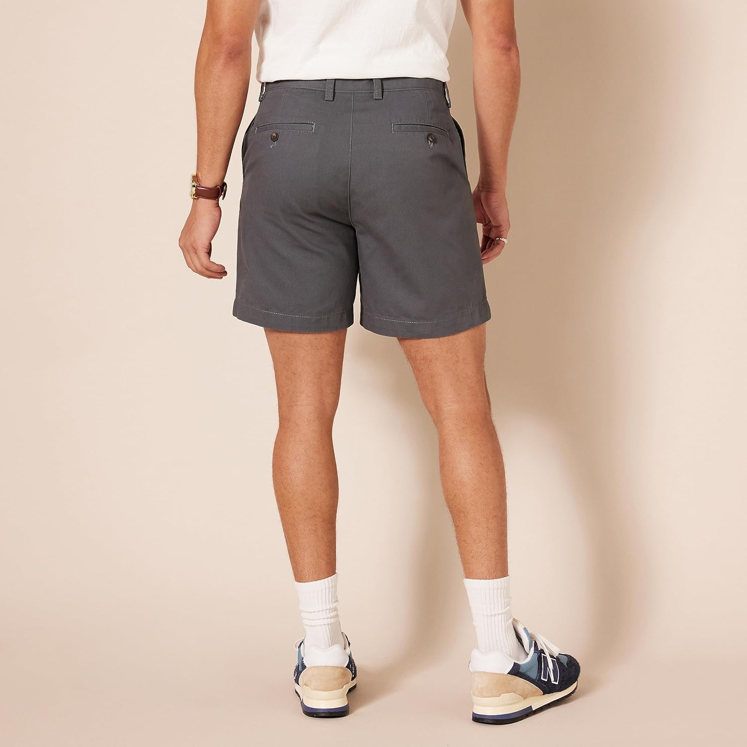Thumbnail 1 de Men’s Classic-Fit 7” chino shorts in cotton twill
