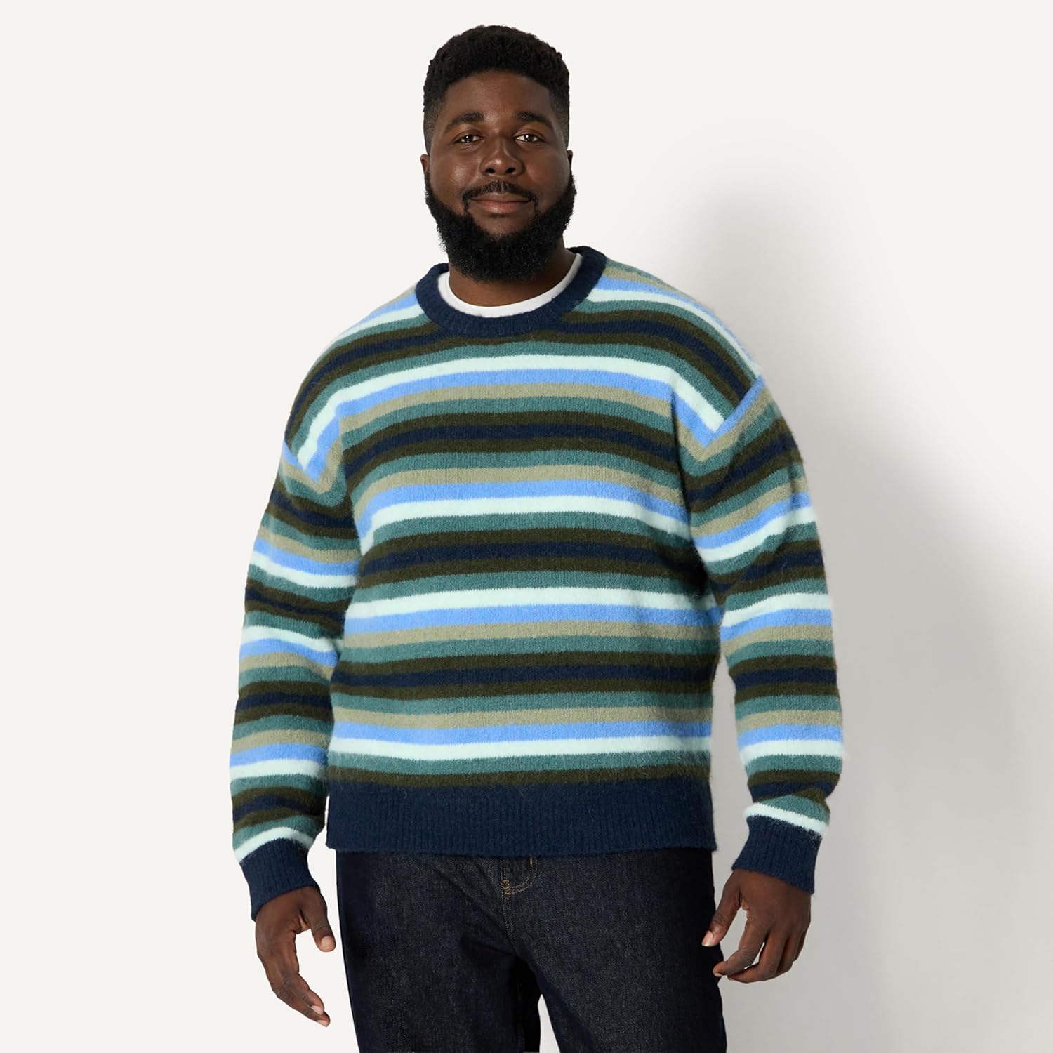 Thumbnail 5 de Amazon Essentials Men's Relaxed-Fit Faux Mohair Crewneck Pullover Jumper