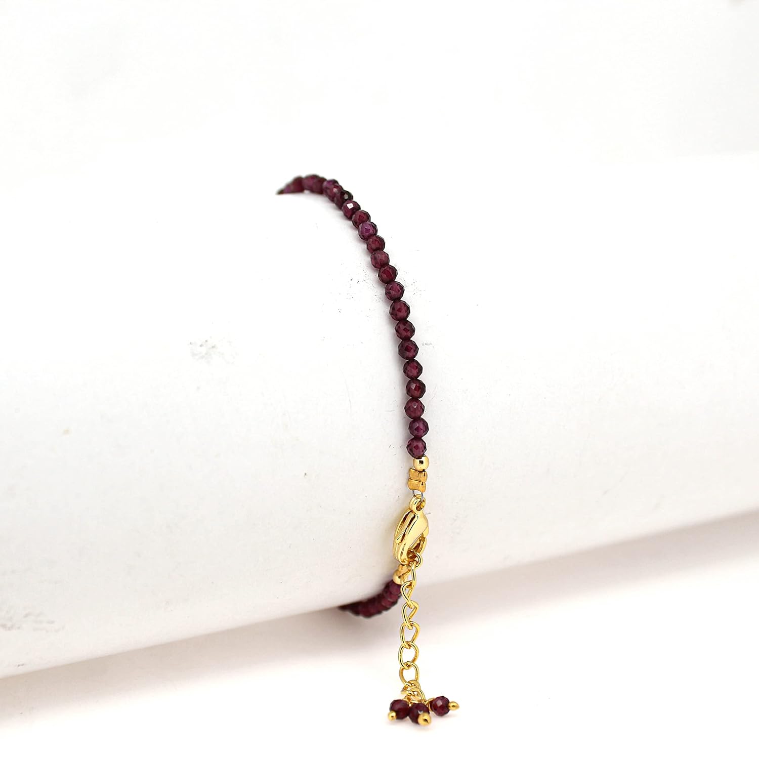 Detalle de Gempires Natural Garnet Beads Bracelet – 7" with 1" Extender, Gold Plated Garnet Bead Bracelet