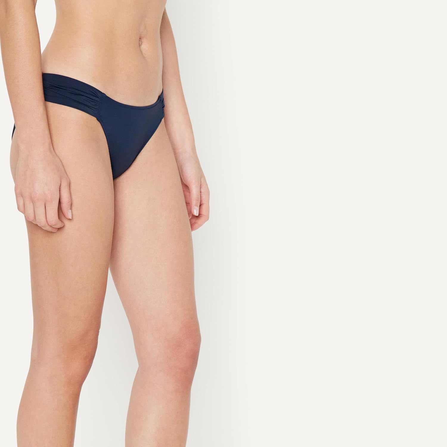 Detalle de Amazon Essentials Women's Side Tab Bikini Swimsuit Bottom