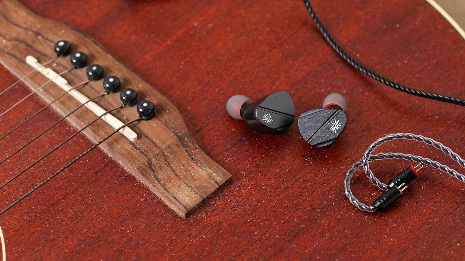 Thumbnail 6 de Linsoul Kiwi Ears Canta IEM ibridi 1DD + 2Planar con cavo HiFi staccabile (monitor in-ear per musicisti)
