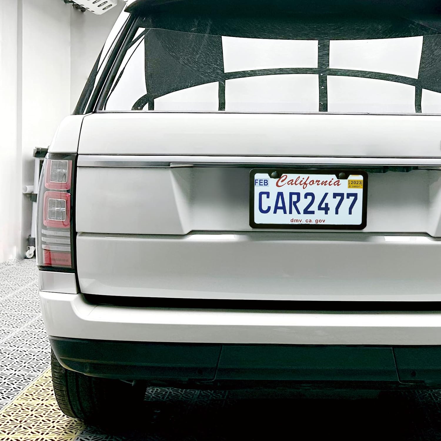 Thumbnail 3 de Premium Matte License Plate Frame 12.25in