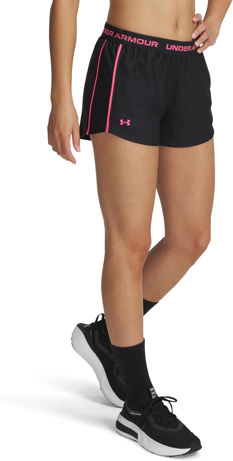 Detalle 2 de Under Armour Women’s Tech Play Up Shorts – lightweight running gym shorts with open-hand pockets