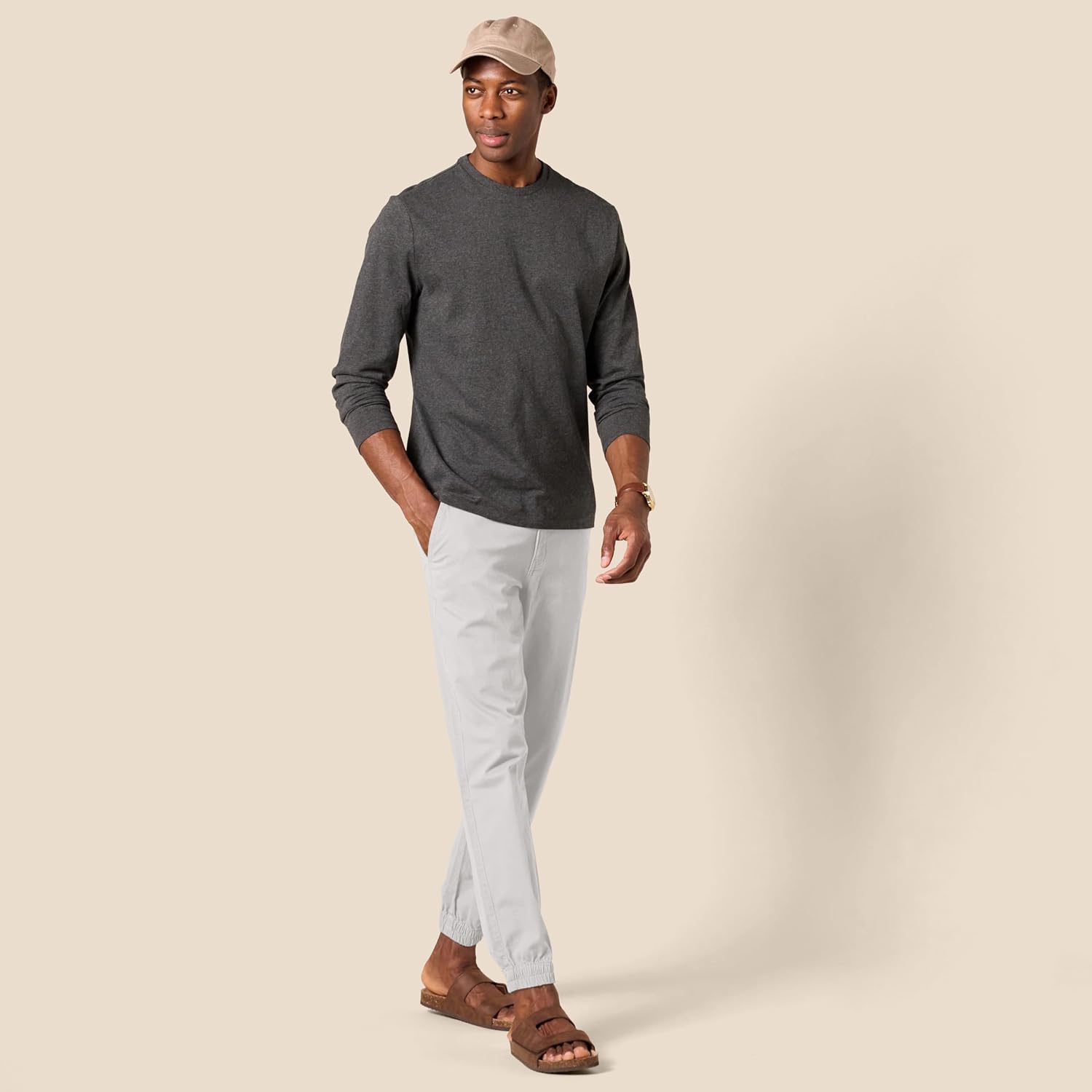 Thumbnail 4 de Amazon Essentials Uomo Pantaloni Chino Jogger Dritti: stile casual e comfort quotidiano