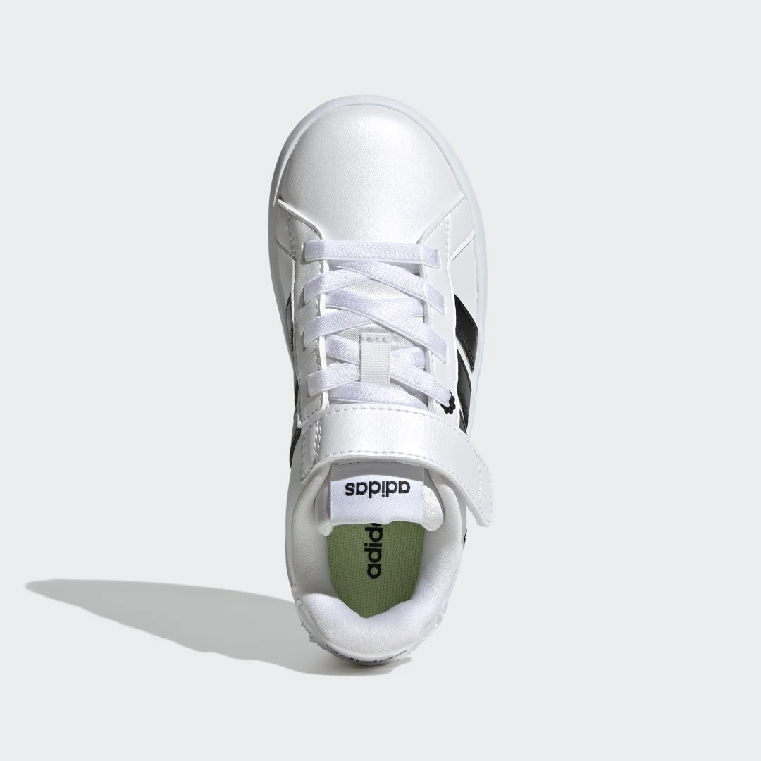 Detalle 2 de Zapatilla Grand Court 3.0 de Adidas: estilo clásico para uso diario