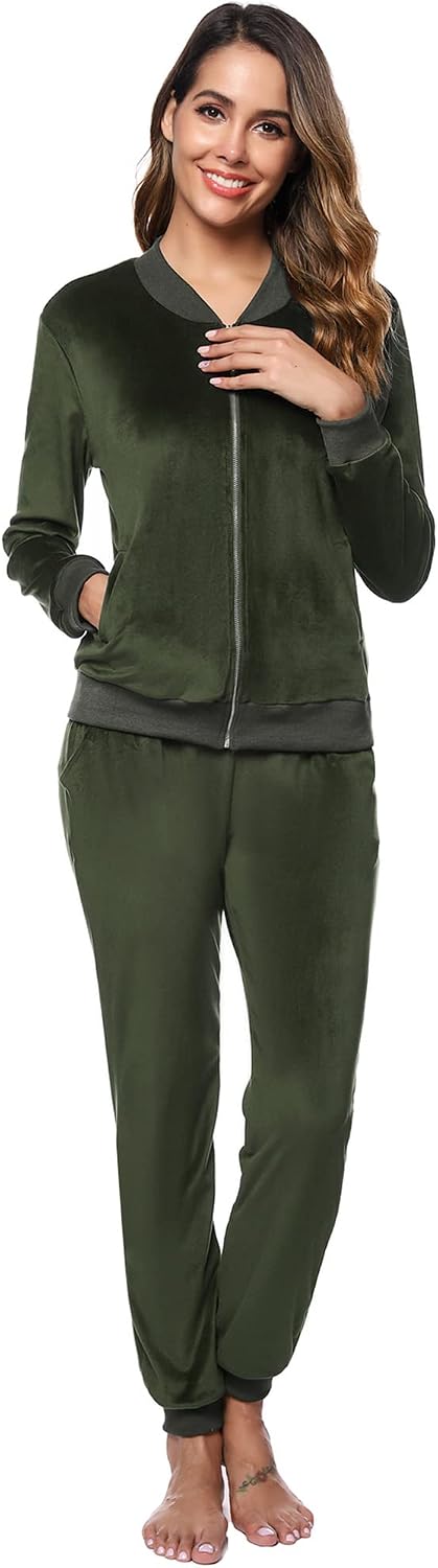 Detalle 2 de Totatuit velour tracksuit set 2 piece