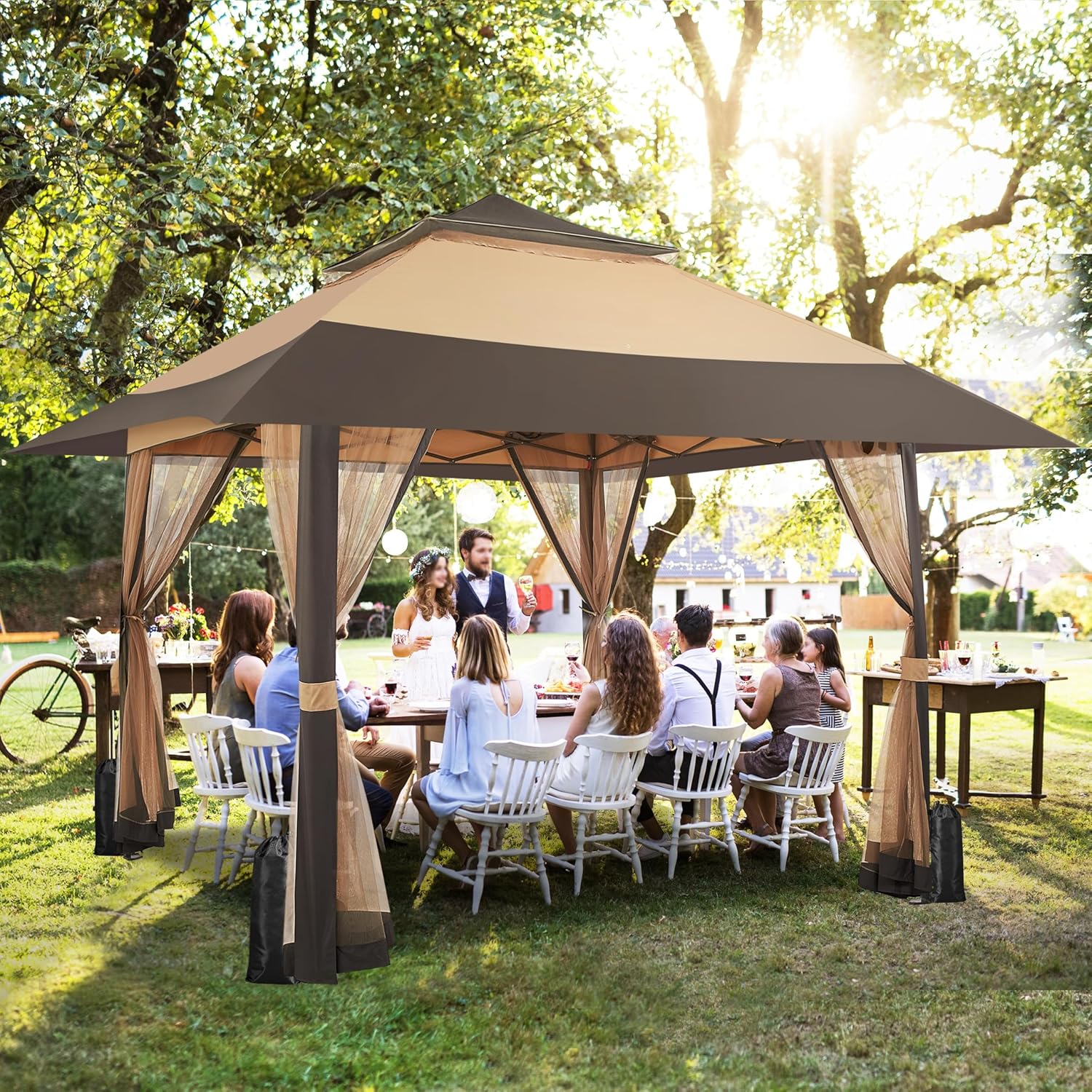 Detalle de Yaheetech Gazebo da Giardino Esterno 4x4 m with Zanzariera, Struttura in Metallo e Tetto Allargato