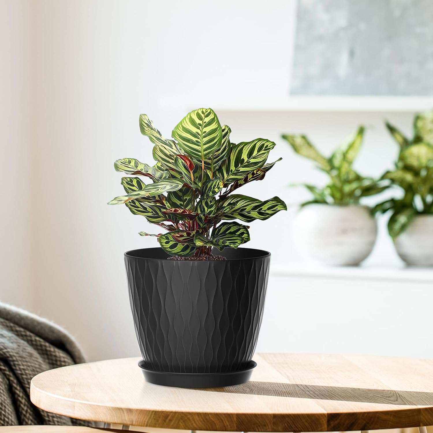 Thumbnail 6 de Homeuouz 15cm Stripe Groove Plastic Plant Pots, 5 Pack with Drainage Holes and Tray (Black)