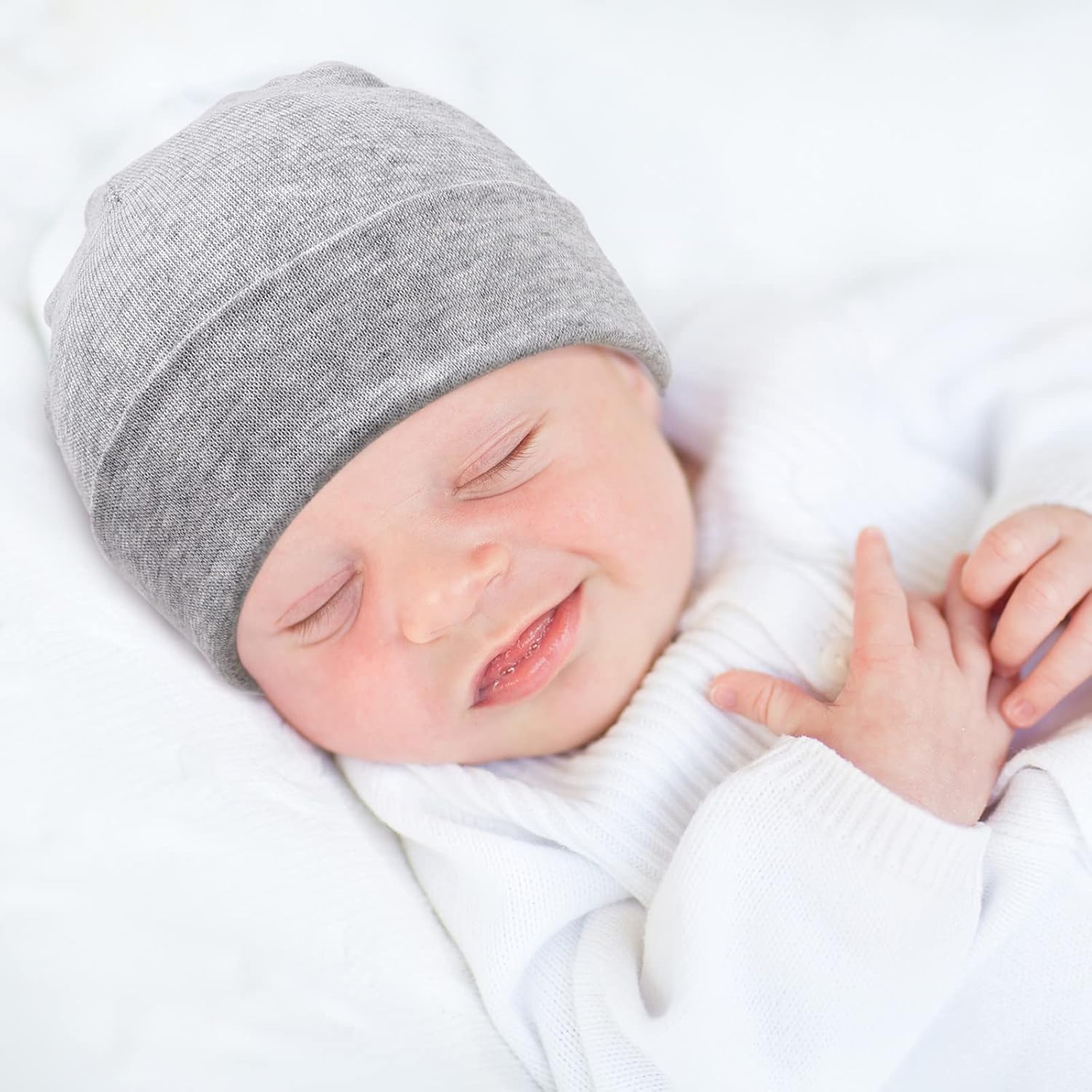 Detalle de DRESHOW Newborn Beanie Hat & Gloves Set for 0–6 Months: 8‑Piece Cotton Essentials