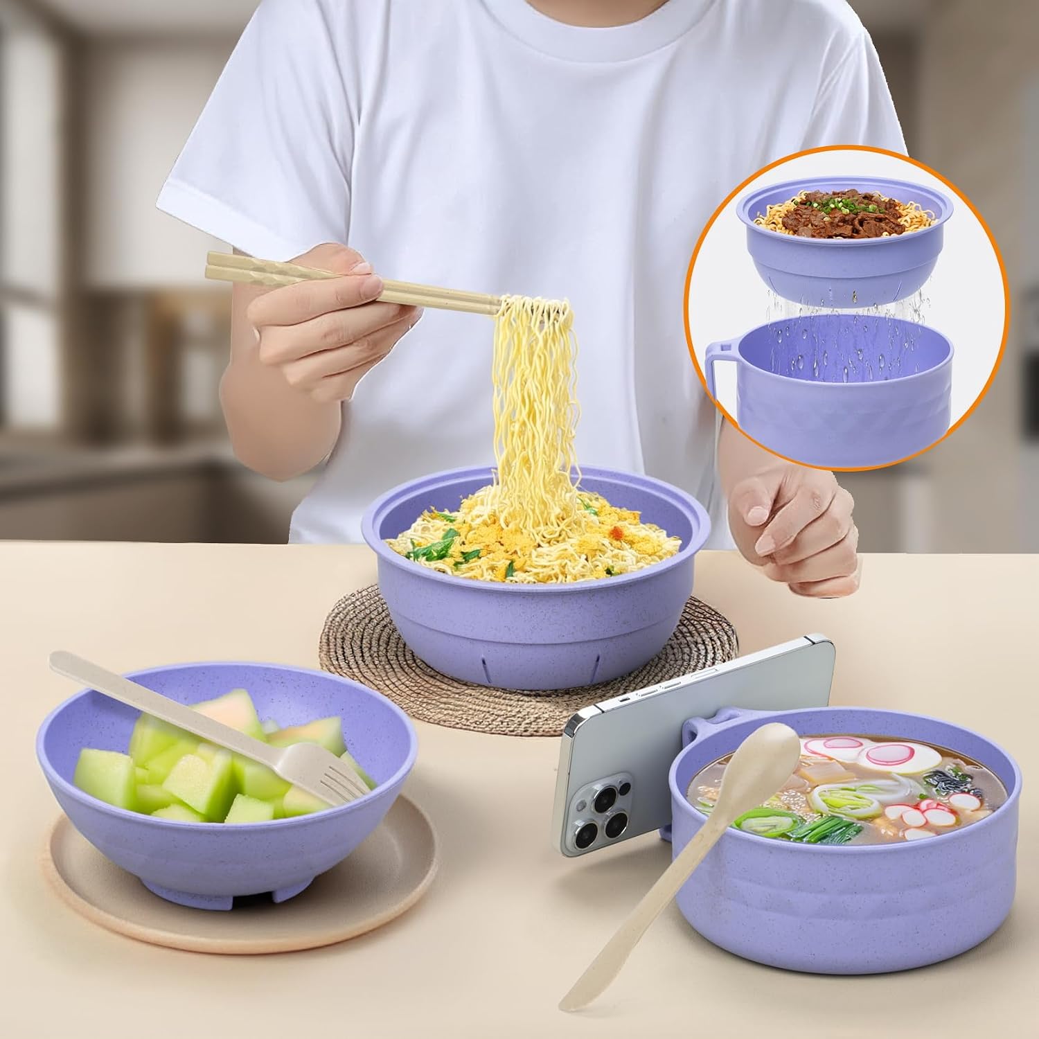Detalle 2 de MUUBOOX Ramen Cooker: Microwave Ramen Bowl with Built-In Drain and Phone Stand