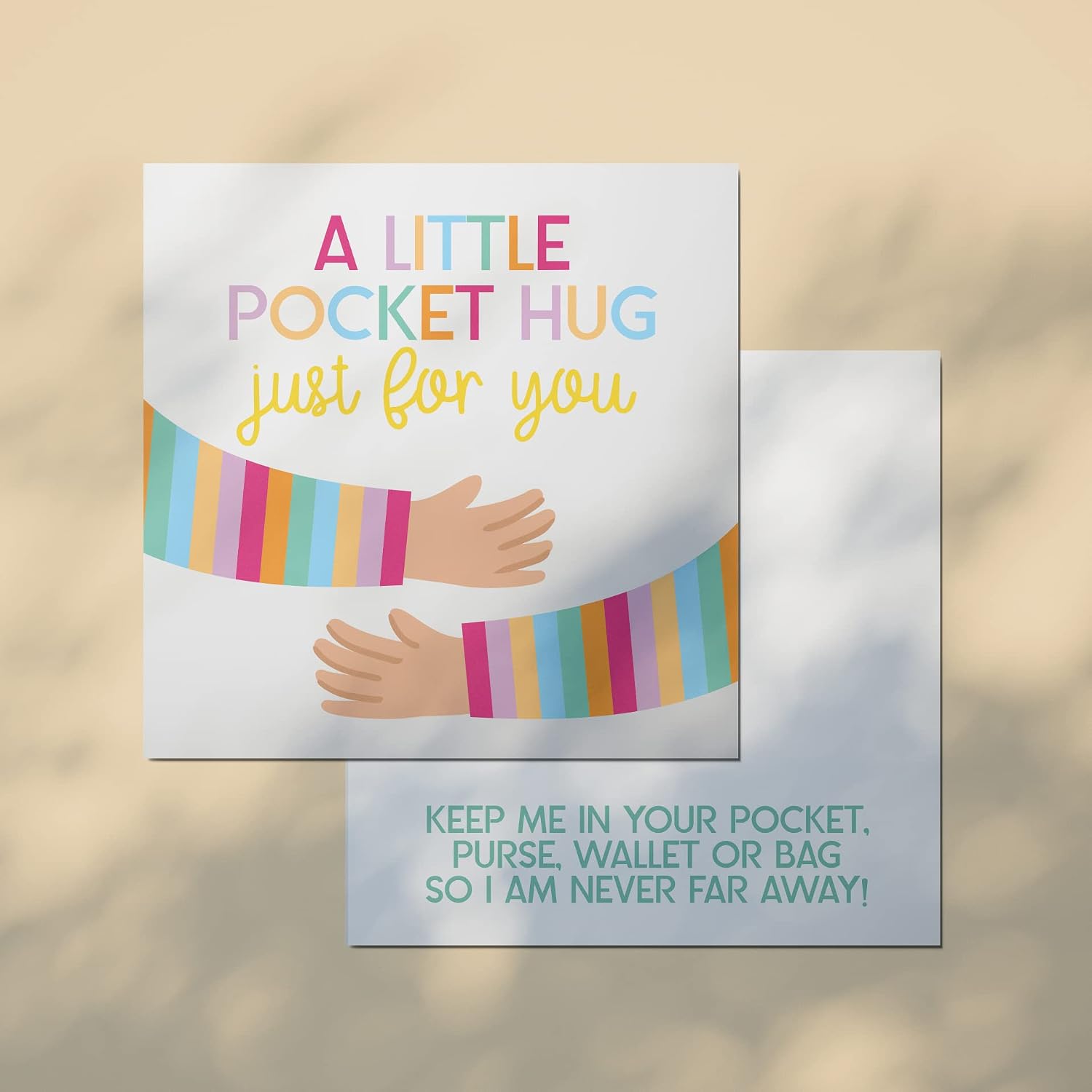 Detalle de Little Pocket Hug: Wooden Heart Token with Positive Affirmations (Rainbow)